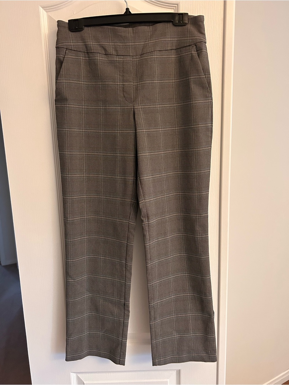 Classic Gray Plaid Straight-Leg Pants - Women's